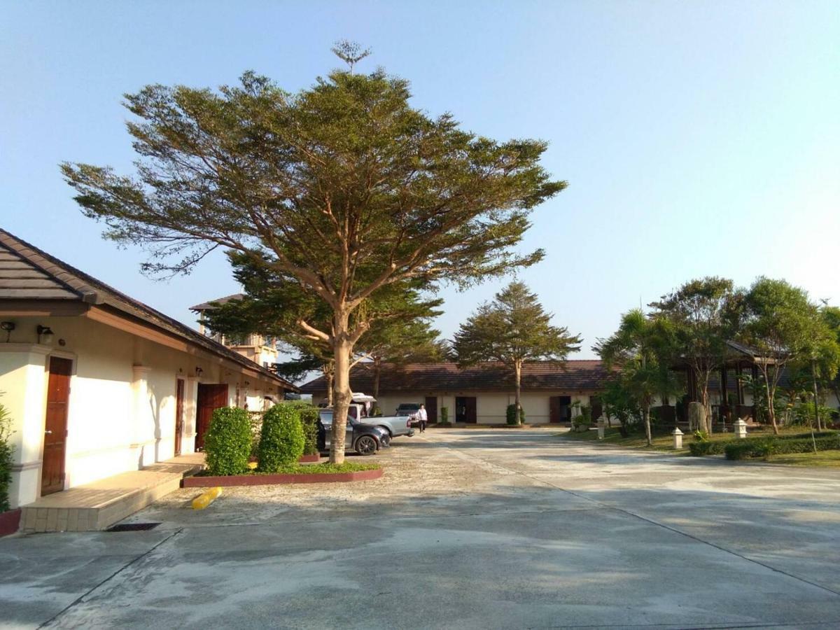 Northstar Hotel & Resort Ban Mae Kon Bagian luar foto
